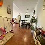 La Isla House 5 Minuti Centro-spiaggia Daire *